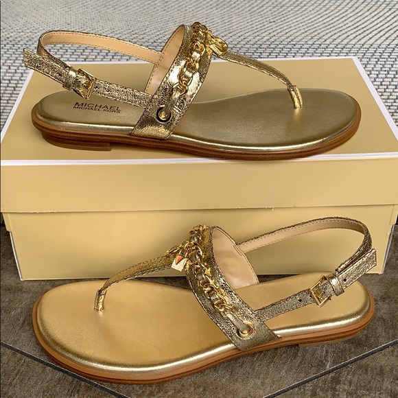 MICHAEL KORS ELSA THONG METALLIC PU PALE GOLD - Picture 4 of 16